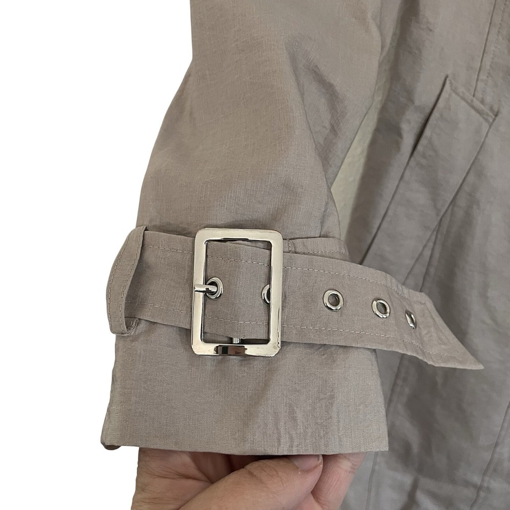 EUC Womens Tahari Tan Beige Neutral Trench Coat Ruffles Belt Dressy Nylon Medium - Picture 3 of 10